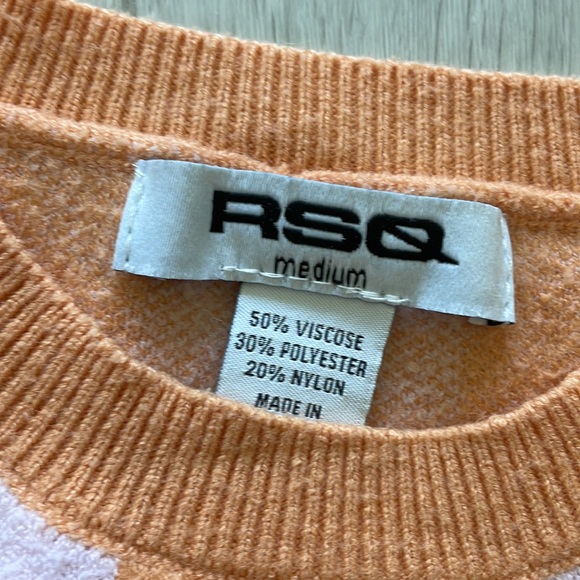 RSQ by Tilley’s checkered sweater vest Sz medium - Picture 2 of 3